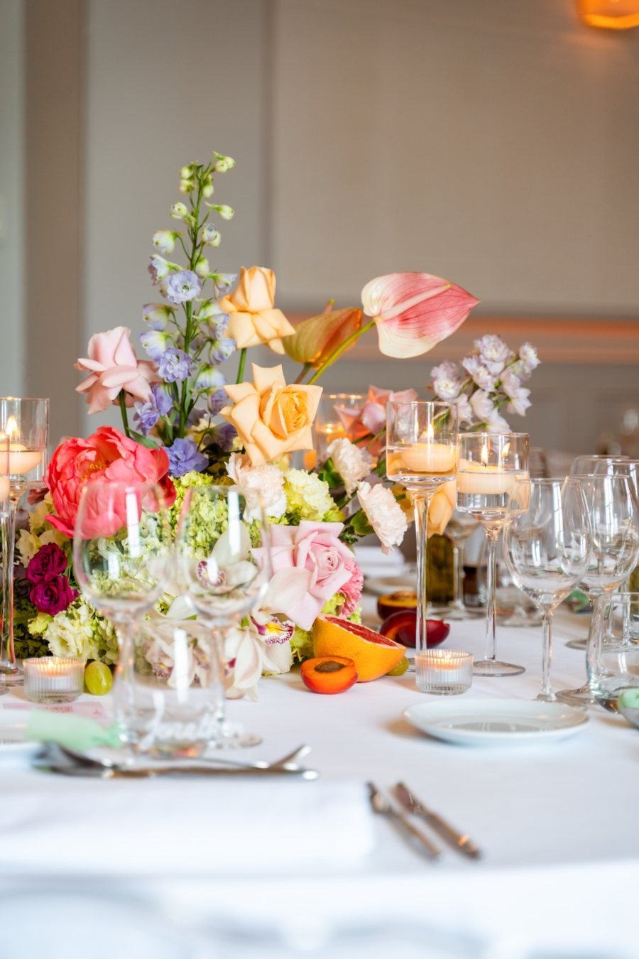 Décoration florale de table de mariage